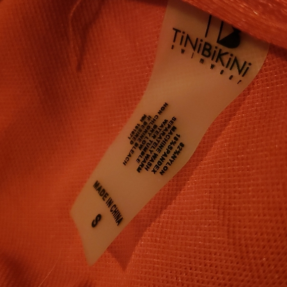 Floral 1-Pce High-Waisted Bathing Suit - Picture 7 of 8